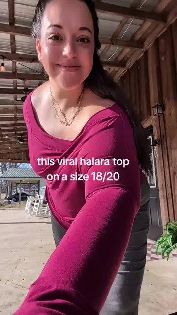 halara top with a built in bra!  #plussizefashion #halaraeveryday #halara