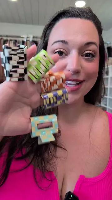 how cute are these hair clips?!  #hairclip