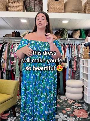 this dress is so stunning  #plussizefashion
