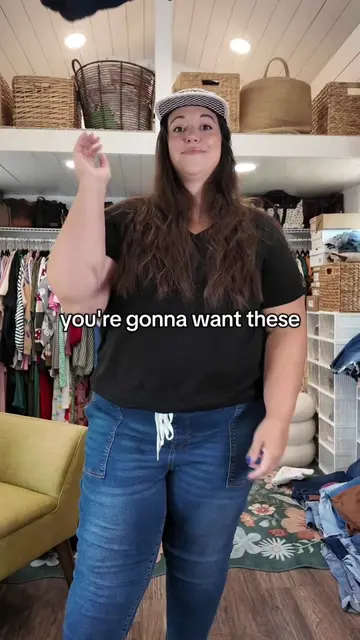 my favorite shorts hands down #plussizefashion #plussizecommunity #bloomchic