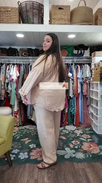 fall aesthetic coming in hot like 🍂  #fallaesthetic #plussizeedition