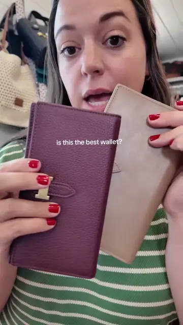 this wallet is so chic and minimalist  #plgpartner #portlandleathergoods #lovemyleather