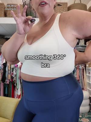 back fat finally controlled and it's plus size approved  @Soft Intention  #plussizefashion #plussizebra #brasforwomen #softintention #backfatbegone