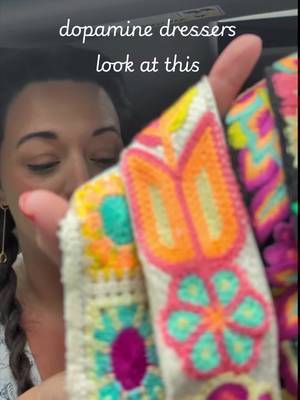 absolutely beautiful 😍  #bagstraps #embroidered #dopaminedressing🌈