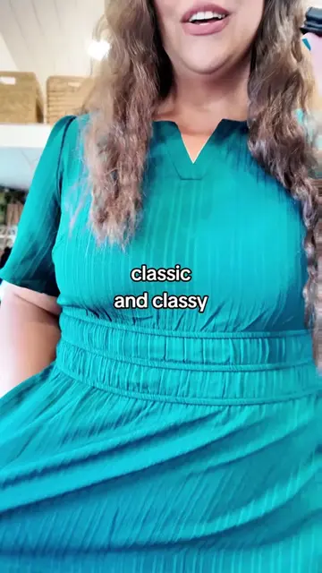 another beautiful dress by bloomchic! #plussizefashion #curvyfashion