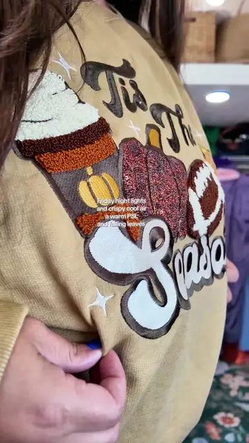 football mamas wya? #motherhood #sportsmom #footballmom #fallinspo