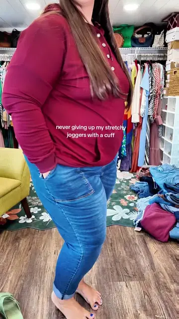 pull on approved jeans #plussizefashion #plussizejeans