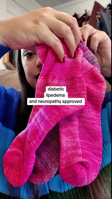 diabetic, lipedema, or just sensitive feet? you've gotta try these socks #lipedema #diabetes #diabetics #neuropathy