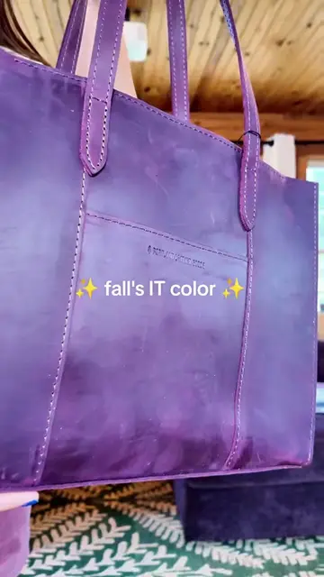 larkspur is absolutely divine, rich and deep and feels aged in the most elegant way.  #lovemyleather #plgpartner #portlandleather